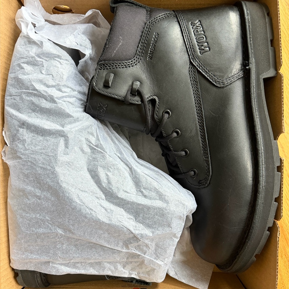 Red Wing Worx Men's 6 inch Waterproof Steal Toe Leather Boots Size 10.5 New